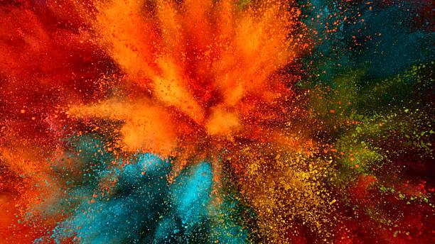 Jant üzerinde mavi toz boya uygulaması